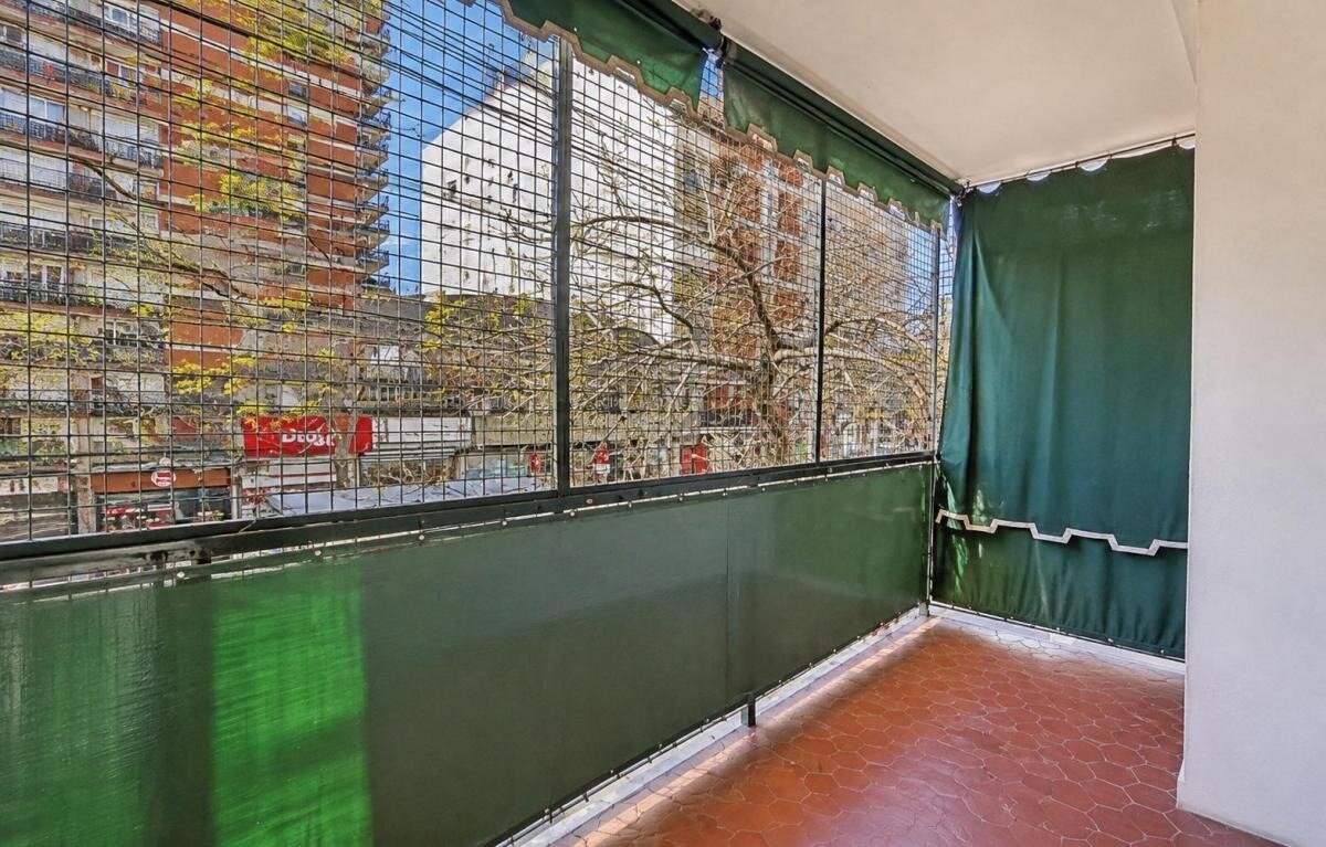 Belgrano, Echeverria 2400, 77m², 3 ambientes, USD 1.500 — foto 2