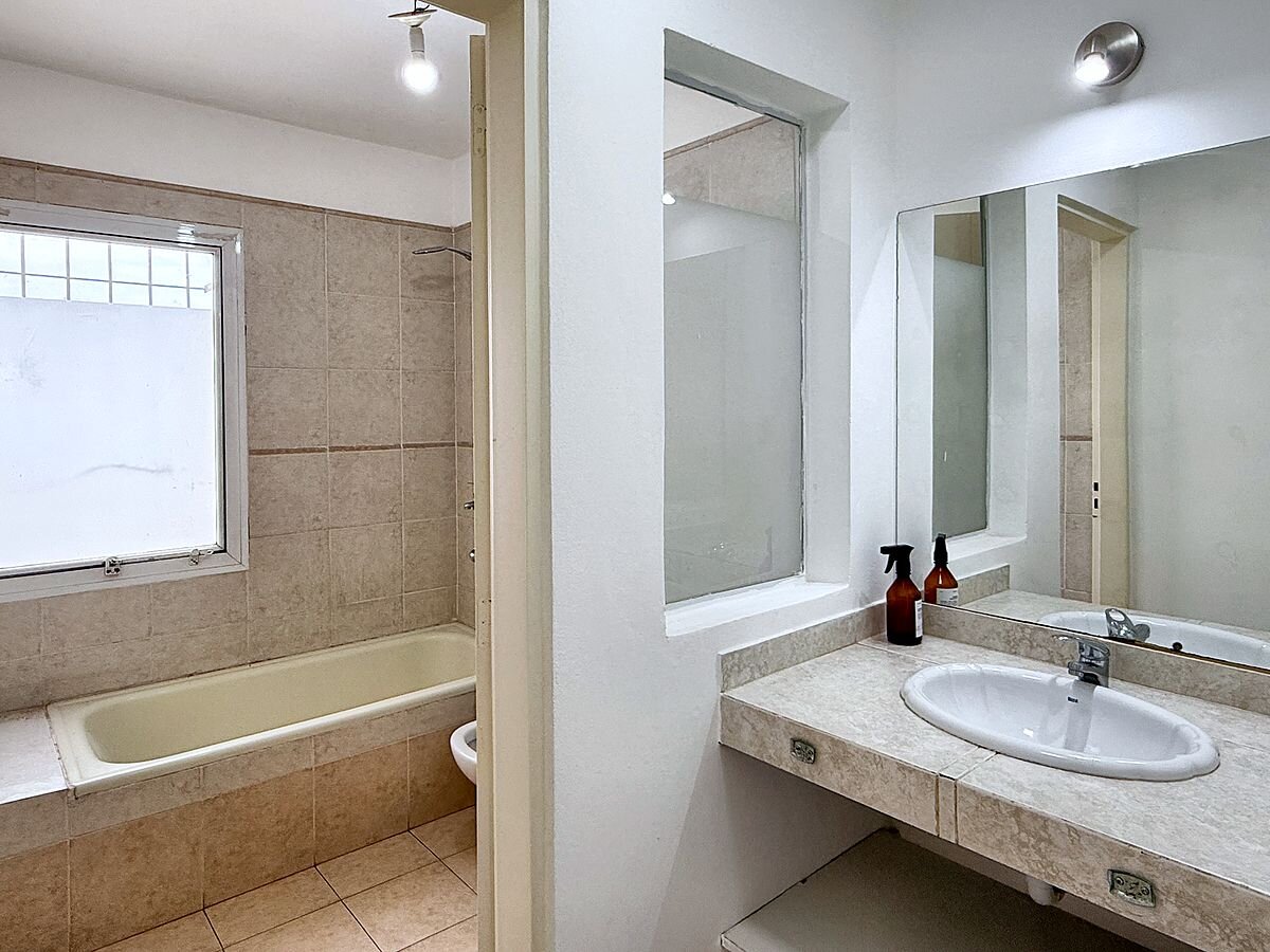 Dúplex en venta 3 dorm con patio y asador, apto crédito, Jardines del Jockey — foto 13