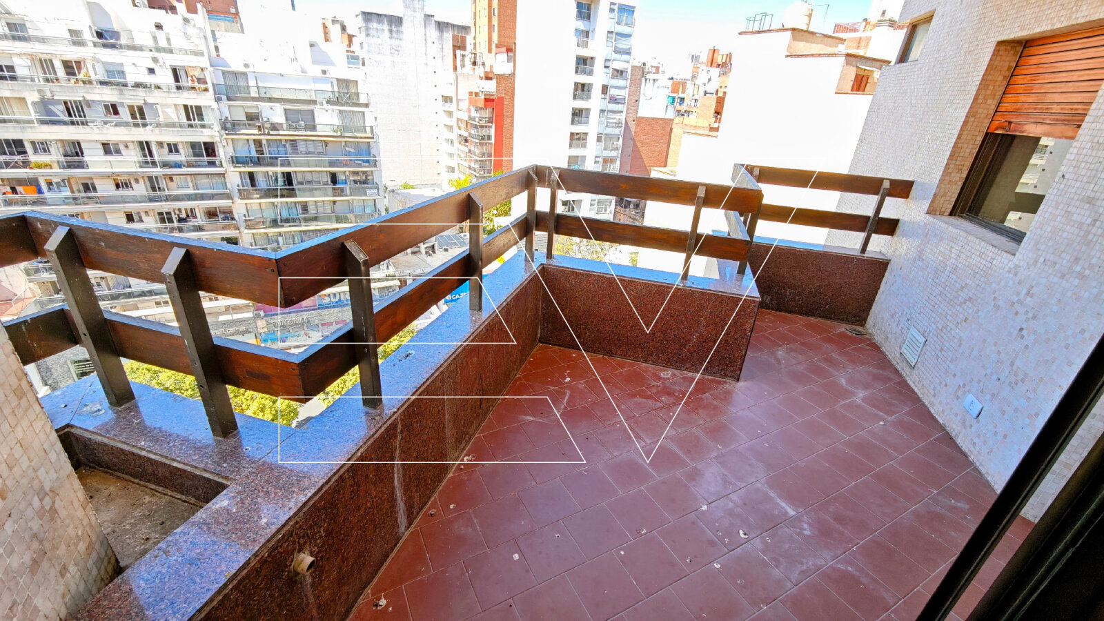 VENTA. NUEVA CORDOBA. PISO COMPLETO PISO ALTO 2 COCHERAS + BAULERA. LA MEJOR UBICACION — foto 7