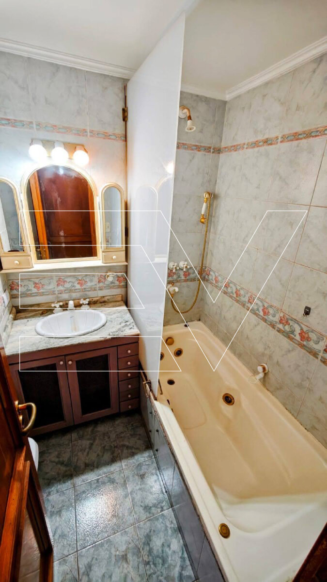 VENTA. NUEVA CORDOBA. PISO COMPLETO PISO ALTO 2 COCHERAS + BAULERA. LA MEJOR UBICACION - Imagen 33