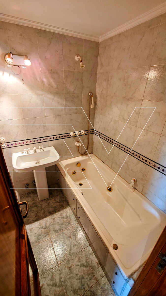 VENTA. NUEVA CORDOBA. PISO COMPLETO PISO ALTO 2 COCHERAS + BAULERA. LA MEJOR UBICACION - Imagen 28