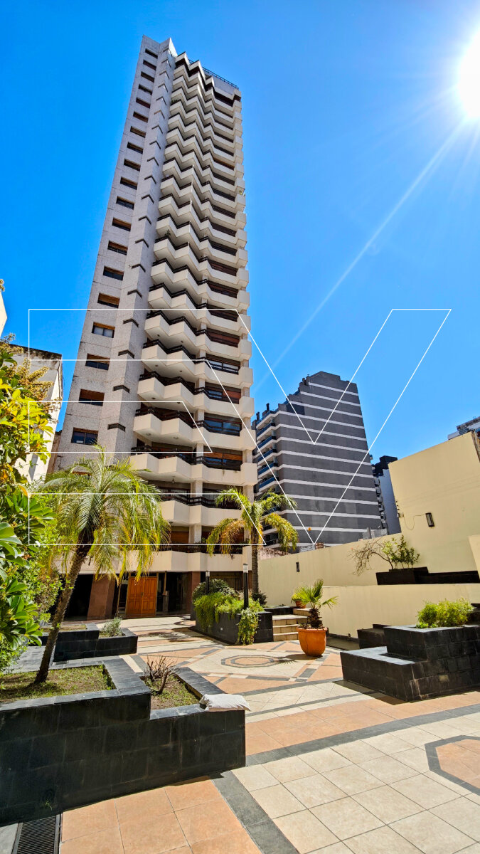 VENTA. NUEVA CORDOBA. PISO COMPLETO PISO ALTO 2 COCHERAS + BAULERA. LA MEJOR UBICACION - Imagen 38