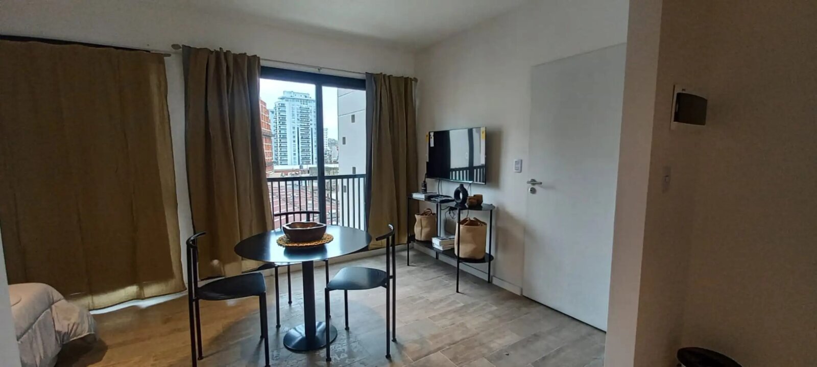 Palermo Hollywood,José Antonio Cabrera 4000, Piso 7, 2 amb, USD 700 (alq min 3 meses) — foto 2