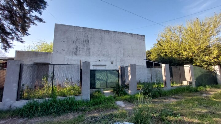 Casas - Funes - Venta