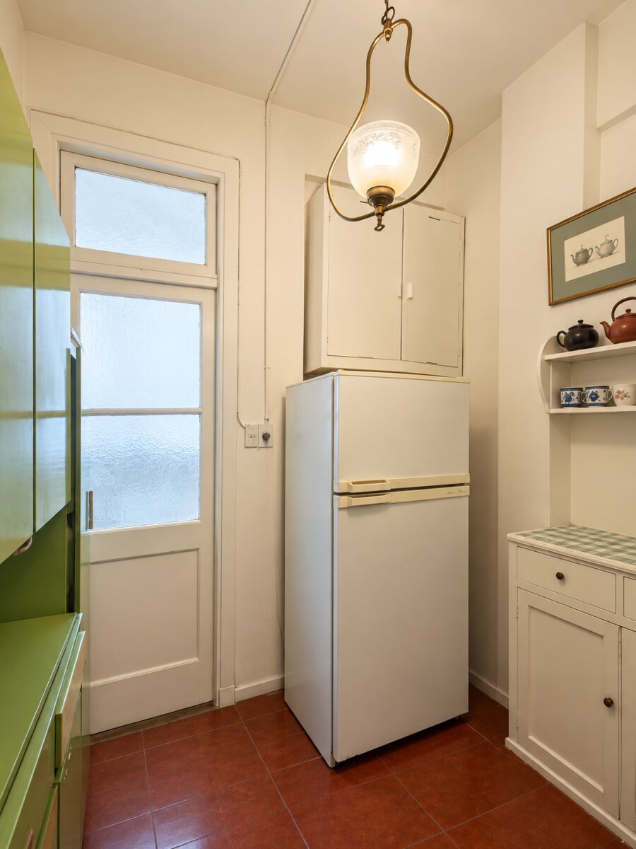 RECOLETA - LARREA 1300 - SEÑORIAL 3 AMB CON DEPENDENCIA MUY LUMINOSO - 90m2 - U$S190.000 — foto 14