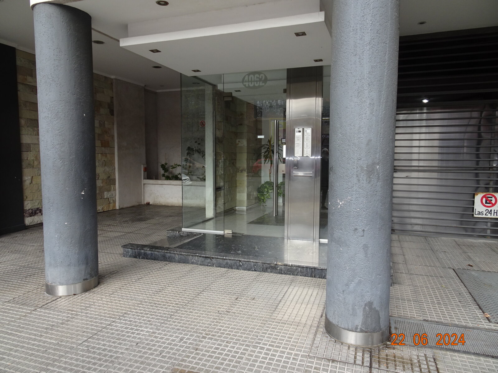 LUMINOSO DEPTO 2 AMB FTE.C/S COCHERA AMENITIES - 55