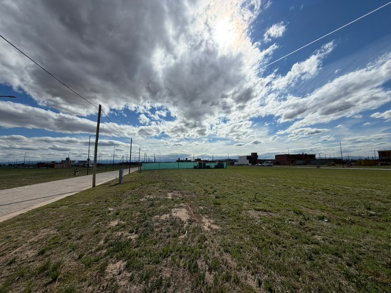 LOTE EN ABRAS DE MANANTIALES EN VENTA — foto 3