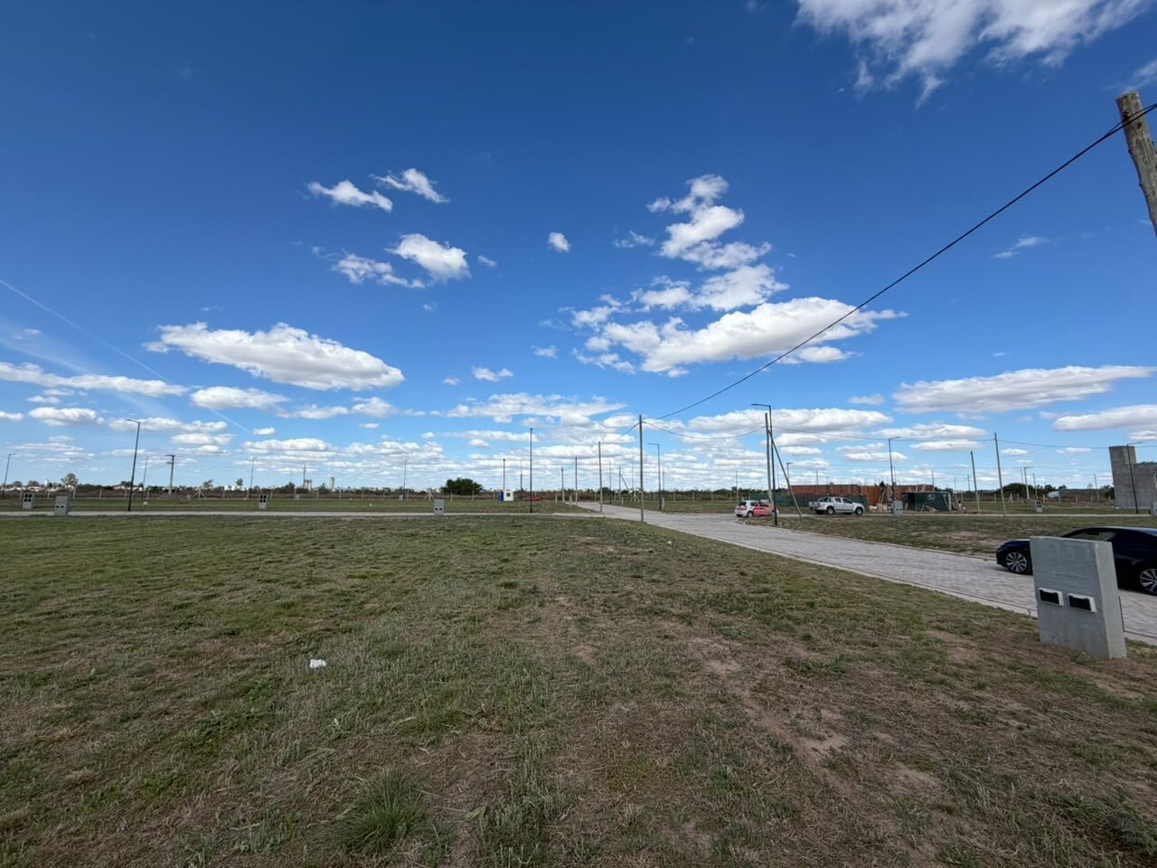 LOTE EN ABRAS DE MANANTIALES EN VENTA — foto 2