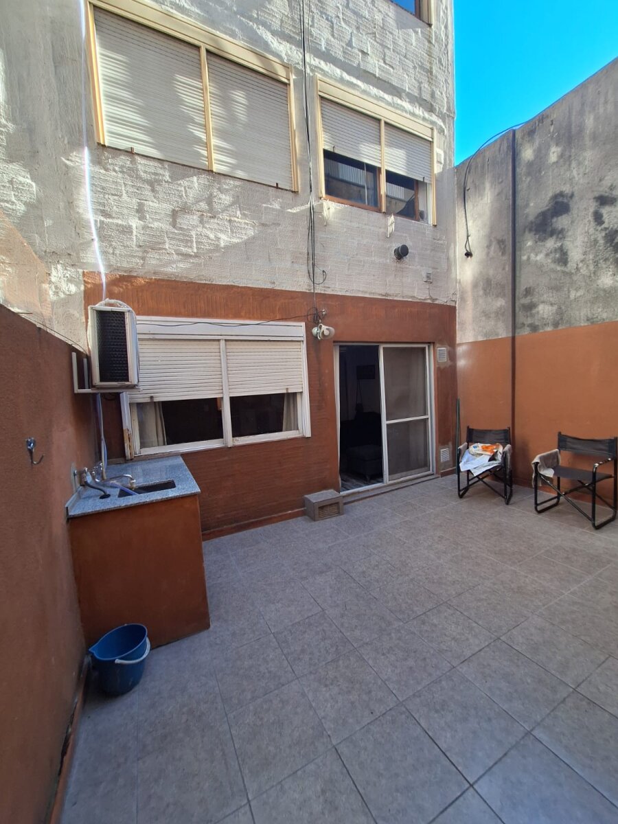 MONOAMBIENTE + PATIO — foto 11