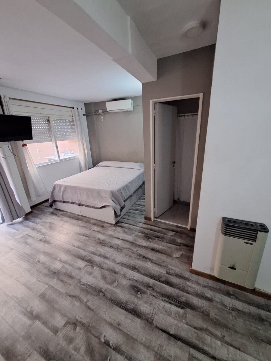 MONOAMBIENTE + PATIO — foto 4
