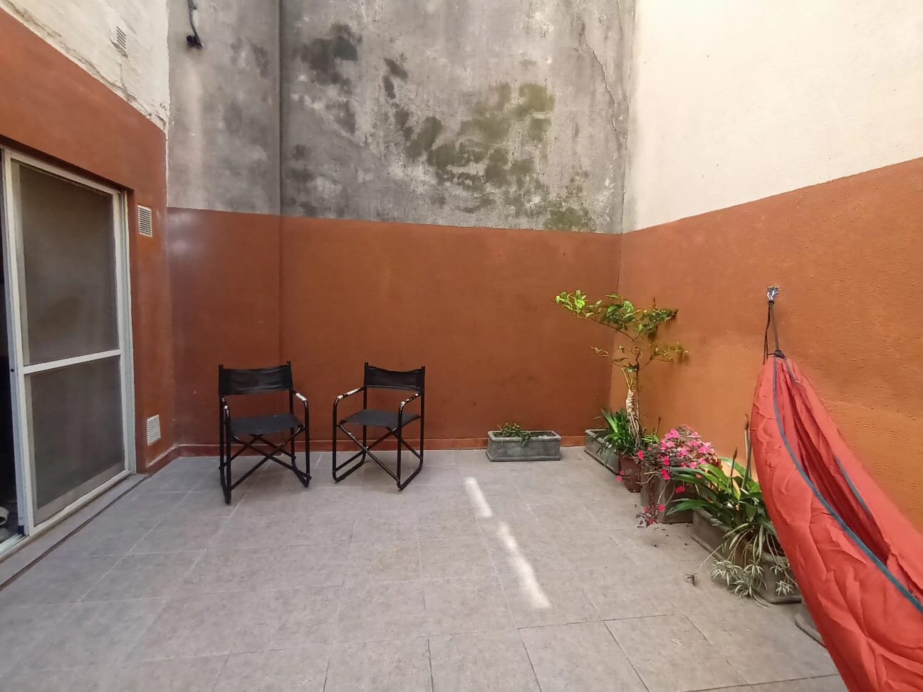 MONOAMBIENTE + PATIO — foto 9