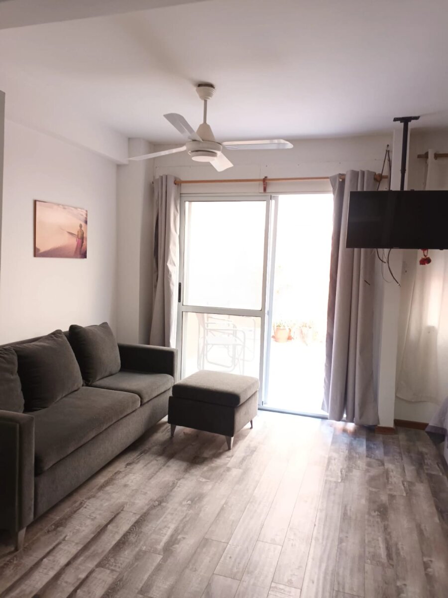 MONOAMBIENTE + PATIO — foto 5