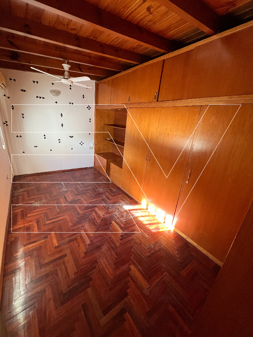 VENTA. ALTA CORDOBA. APTO CREDITO. CASA 3 DORM 210 M2 CUBIERTOS - 18