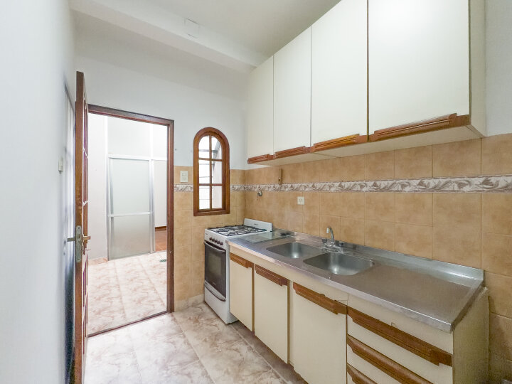 Departamentos de pasillo - Rosario - Venta