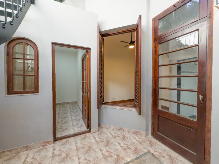 Departamentos de pasillo - Rosario - Venta