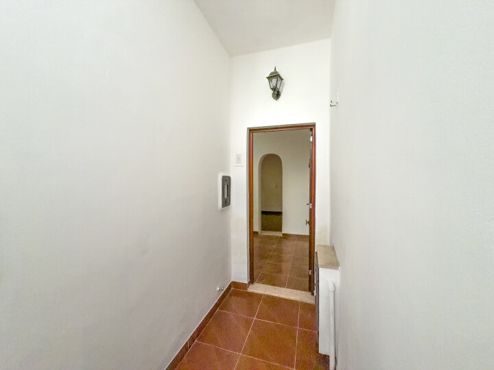 Departamentos de pasillo - Rosario - Venta