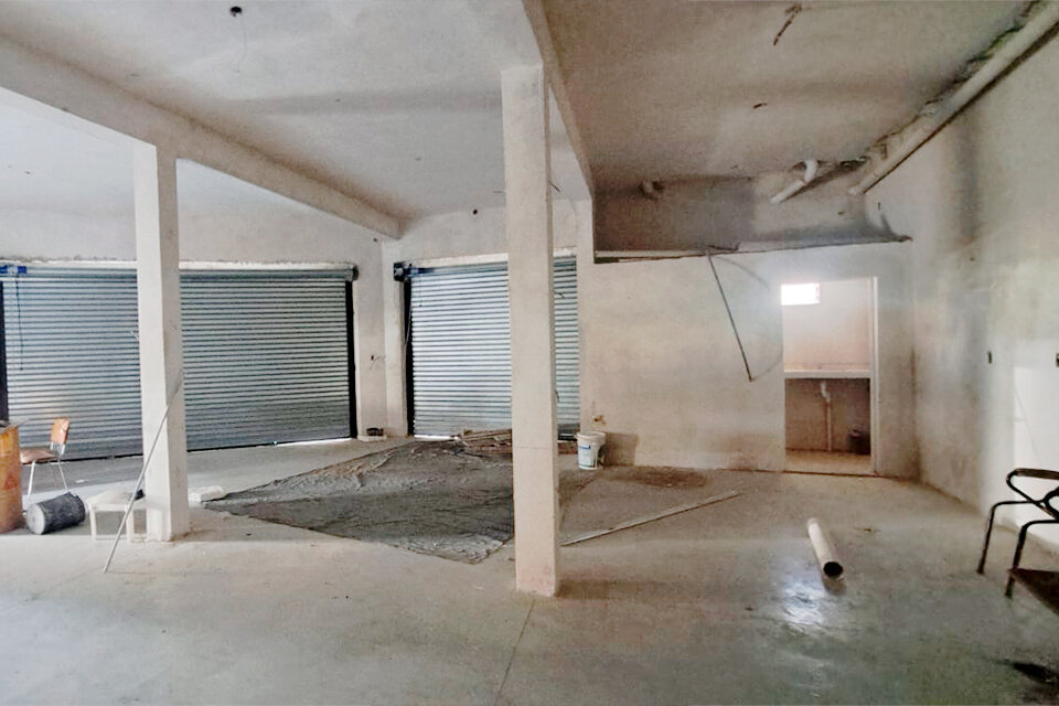 AMPLIO Y VERSATIL LOCAL COMERCIAL AV. FRANCIA Y DEAN FUNES — foto 5