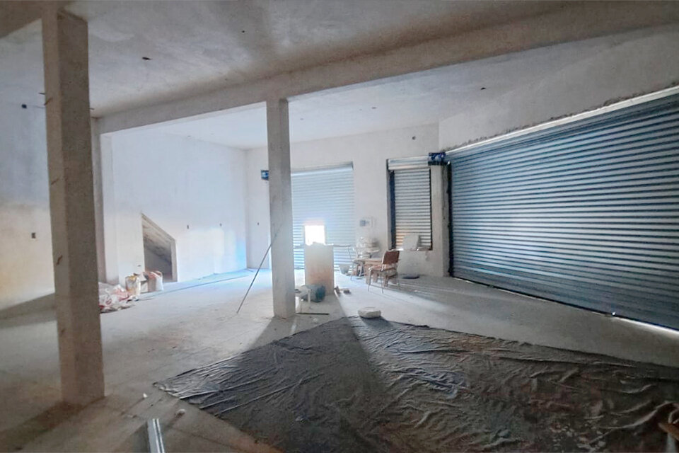 AMPLIO Y VERSATIL LOCAL COMERCIAL AV. FRANCIA Y DEAN FUNES — foto 3