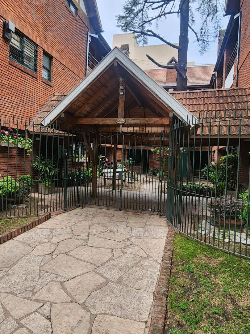 Departamento en barrio cerrado Banfield