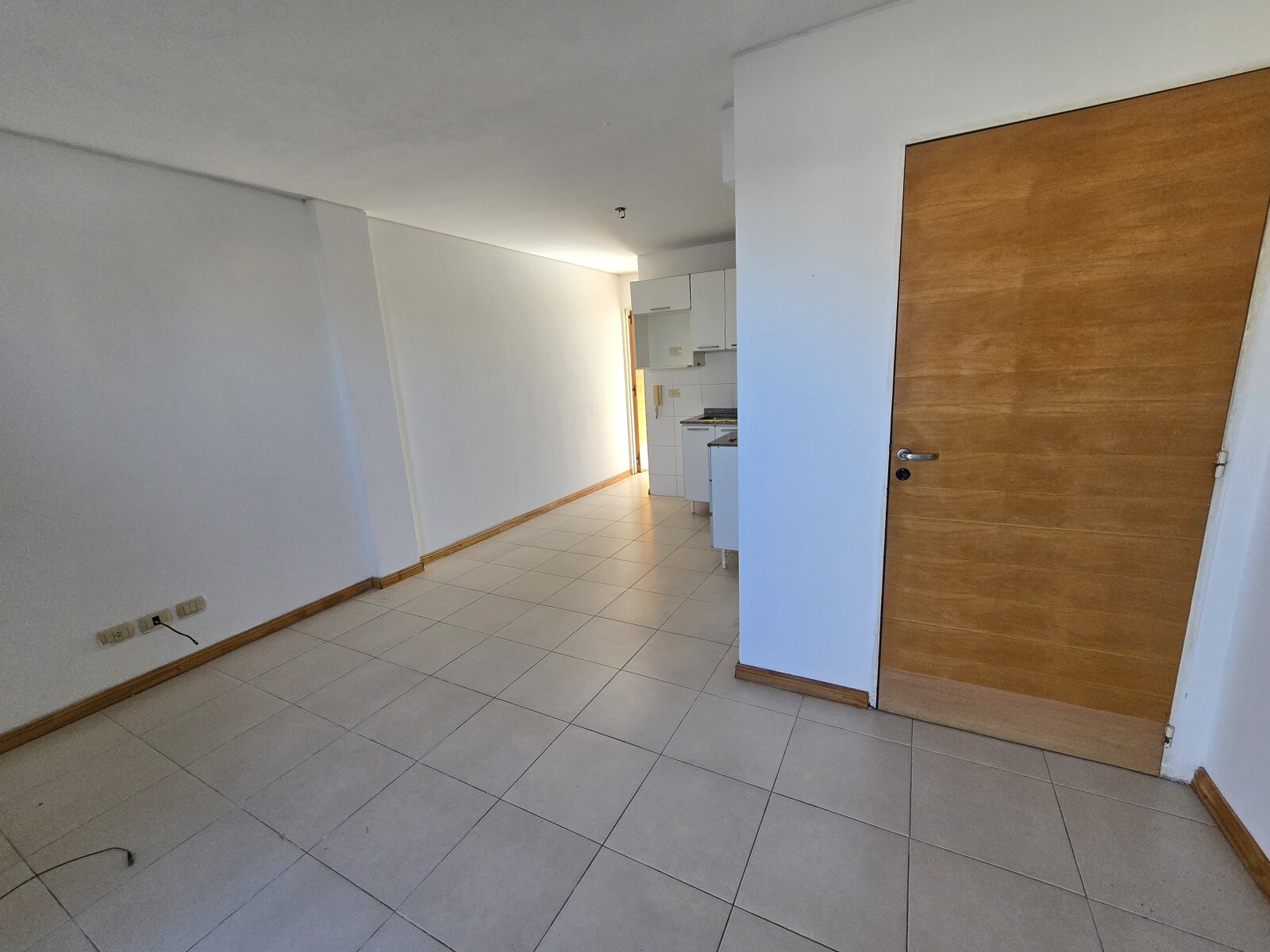 VENTA EXCELENTE DUPLEX MONTEVIDEO 600