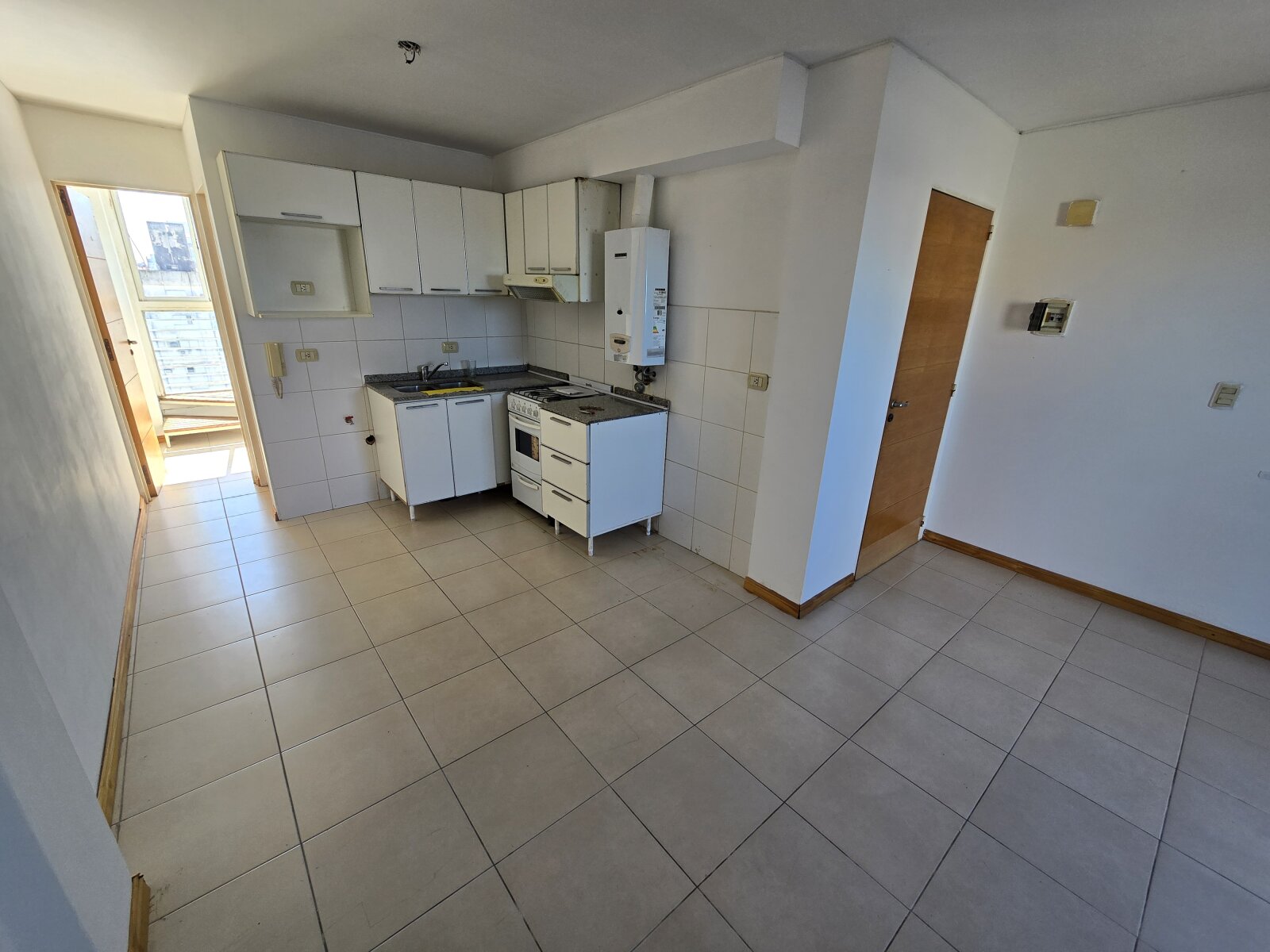 VENTA EXCELENTE DUPLEX MONTEVIDEO 600 — foto 2
