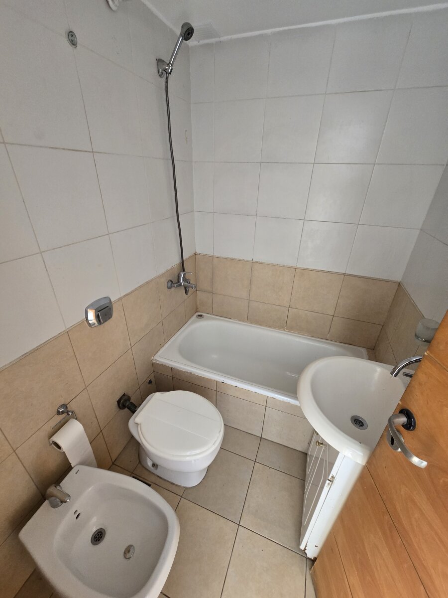 VENTA EXCELENTE DUPLEX MONTEVIDEO 600 — foto 5