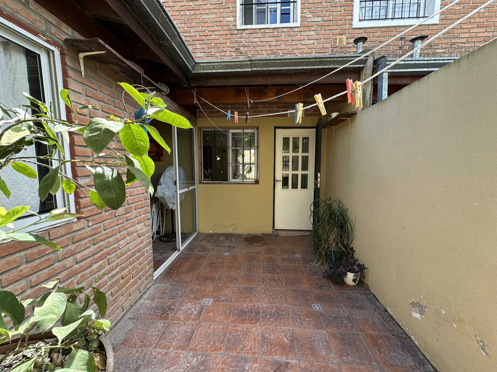 DÚPLEX 3 AMB. APTO CRÉDITO CON COCHERA Y PATIO – BERAZATEGUI — foto 12