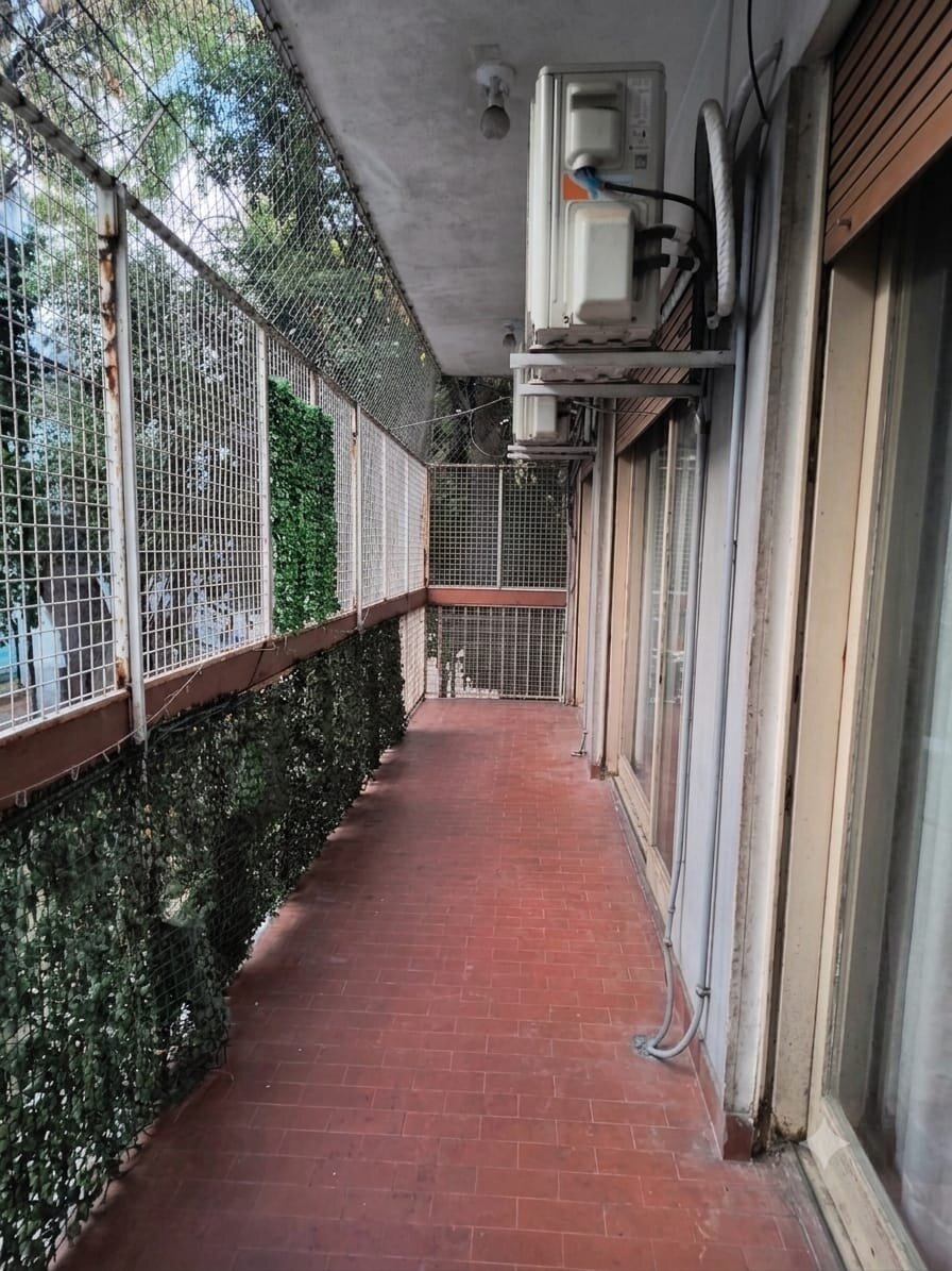 VENTA!!! Oportunidad * 4 ambtes c/cochera a refaccionar — foto 3
