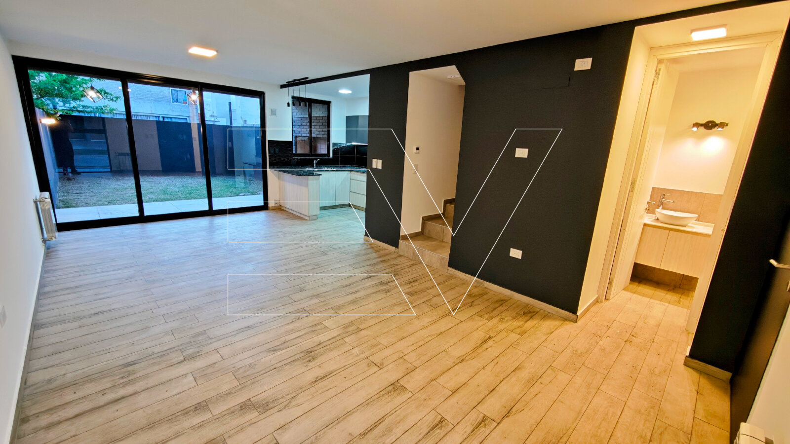 ALQUILER. COLINAS DE MANANTIALES. DUPLEX 3 DORM 3 BAÑOS PATIO GALERIA CON ASADOR - 5