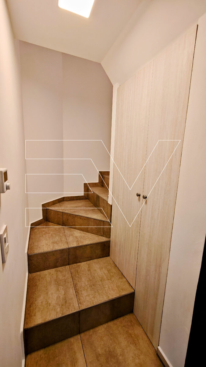 ALQUILER. COLINAS DE MANANTIALES. DUPLEX 3 DORM 3 BAÑOS PATIO GALERIA CON ASADOR - 18
