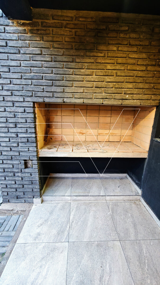 ALQUILER. COLINAS DE MANANTIALES. DUPLEX 3 DORM 3 BAÑOS PATIO GALERIA CON ASADOR - 13