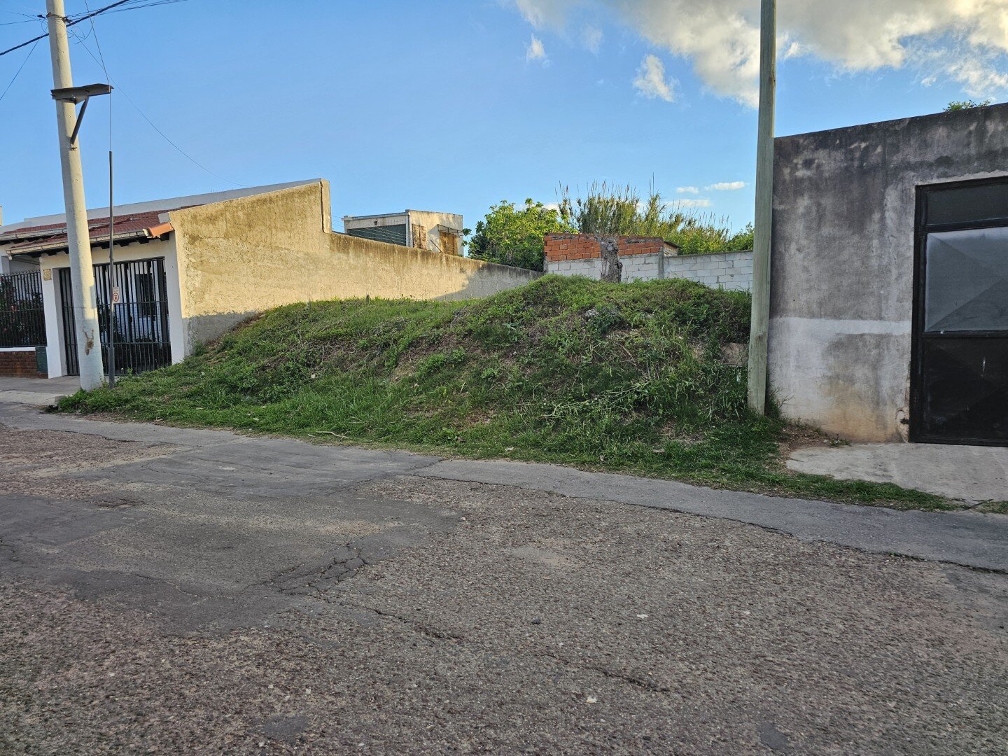 Terreno con excelente ubicacion - Rawson entre Gdor Sola y Dorrego