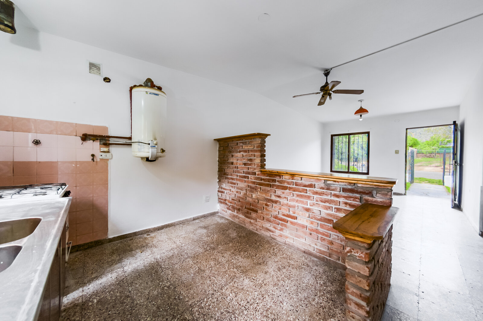 VENTA CASA en Villa Carlos Paz, 4 dormitorios, QUINCHO Y JARDÍN - Imagen 12