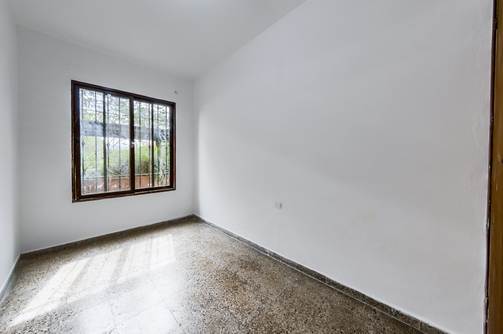 VENTA CASA en Villa Carlos Paz, 4 dormitorios, QUINCHO Y JARDÍN - Imagen 29