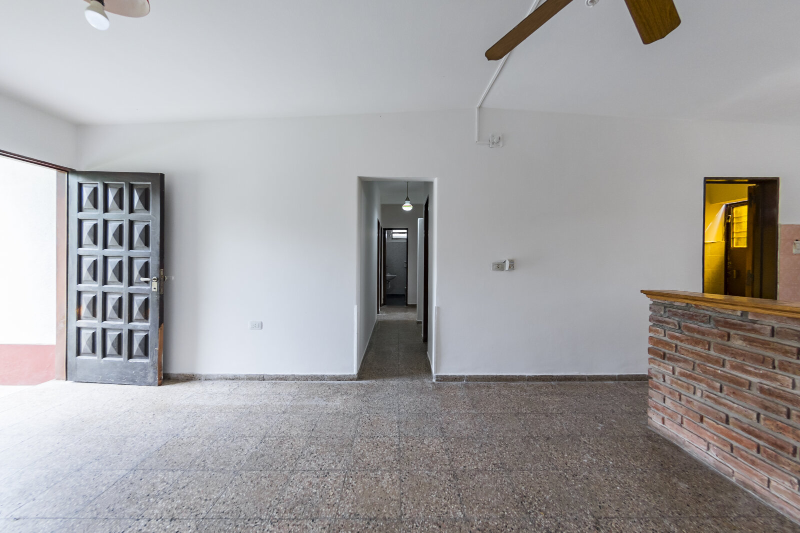 VENTA CASA en Villa Carlos Paz, 4 dormitorios, QUINCHO Y JARDÍN - Imagen 9
