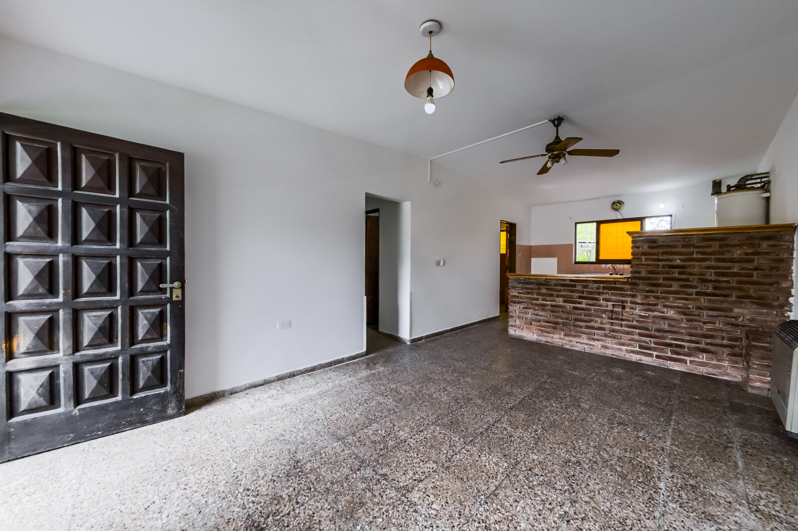 VENTA CASA en Villa Carlos Paz, 4 dormitorios, QUINCHO Y JARDÍN - Imagen 8