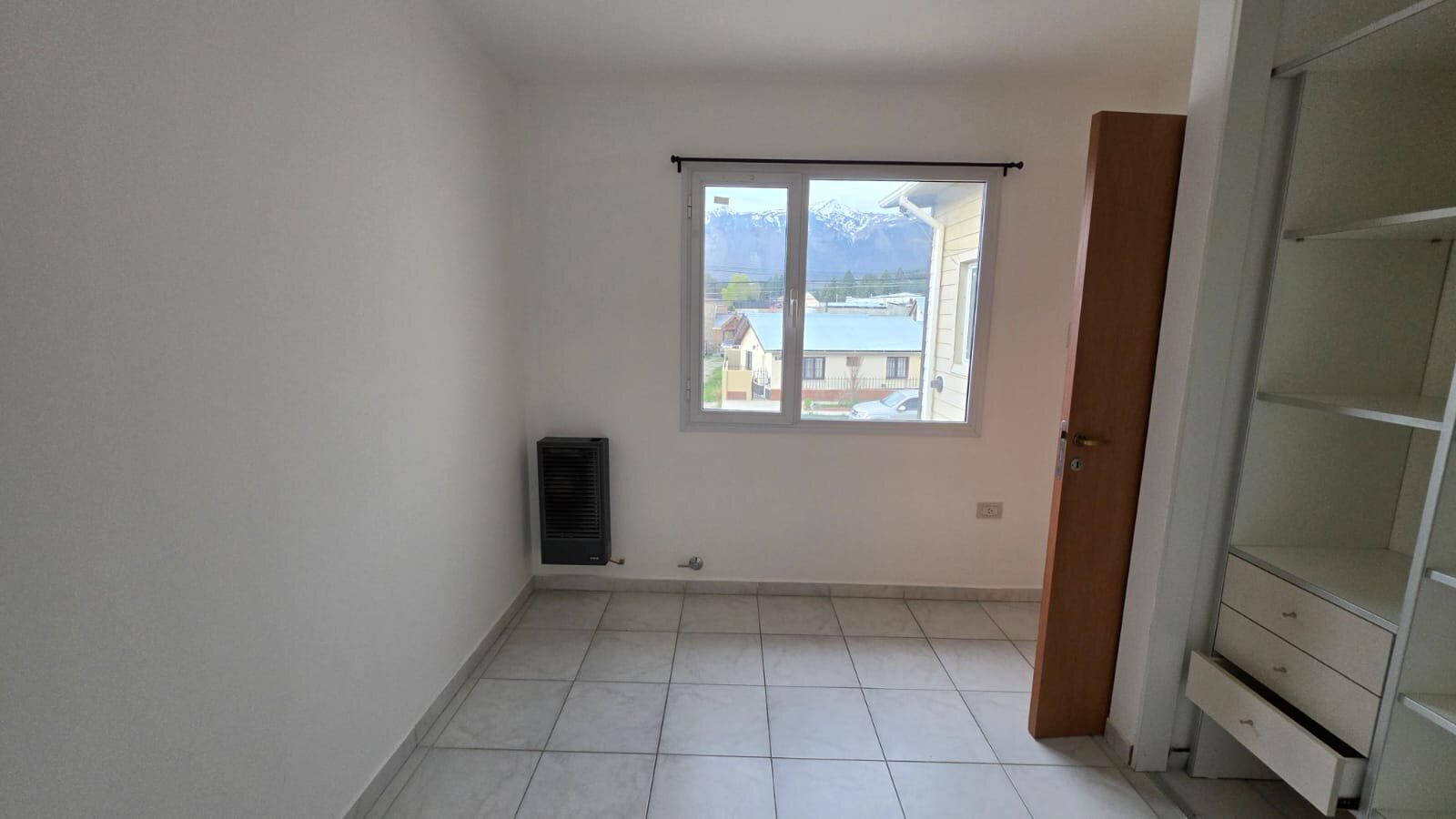 DEPARTAMENTO SEMINUEVO DE 2 DORMITORIOS EN ESQUEL — foto 11