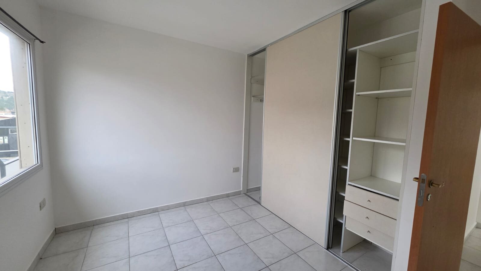 DEPARTAMENTO SEMINUEVO DE 2 DORMITORIOS EN ESQUEL — foto 9