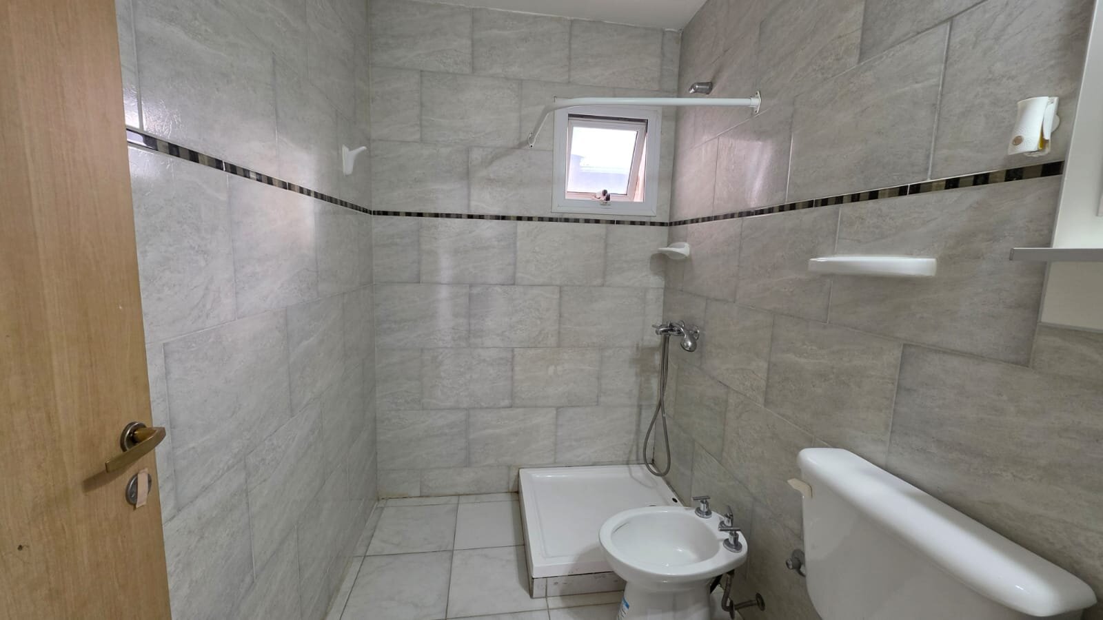 DEPARTAMENTO SEMINUEVO DE 2 DORMITORIOS EN ESQUEL — foto 12