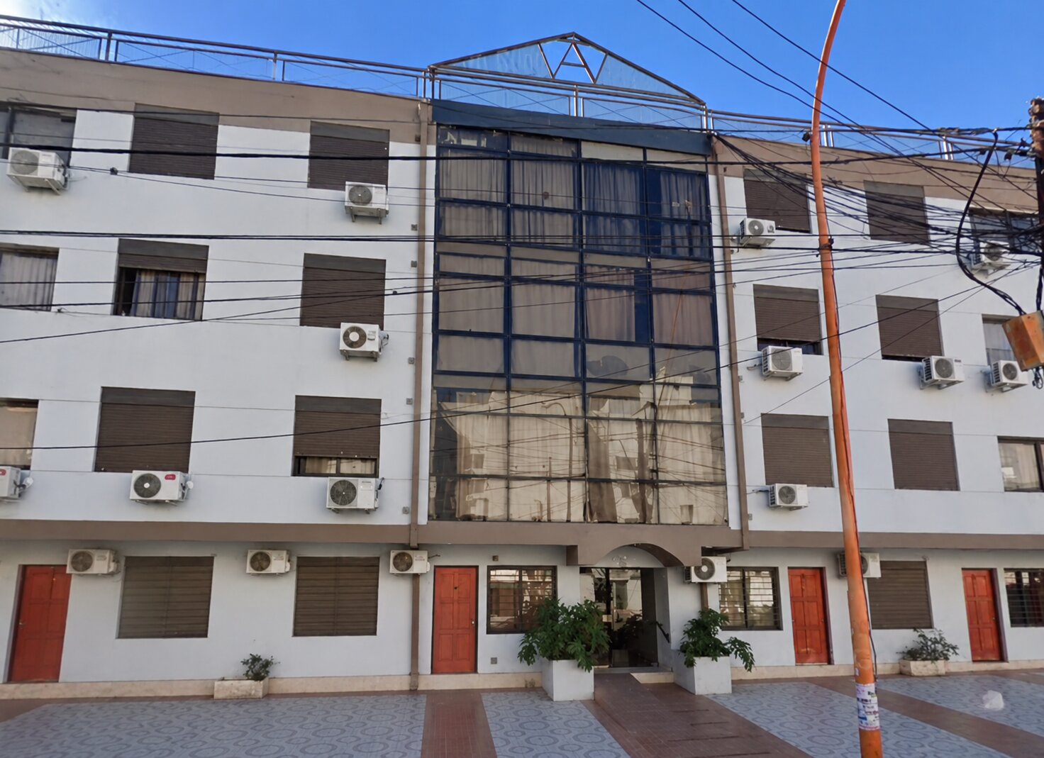 DEPARTAMENTO EN VENTA, CON COCHERA, 2 DORMITORIOS, VILLA CARLOS PAZ