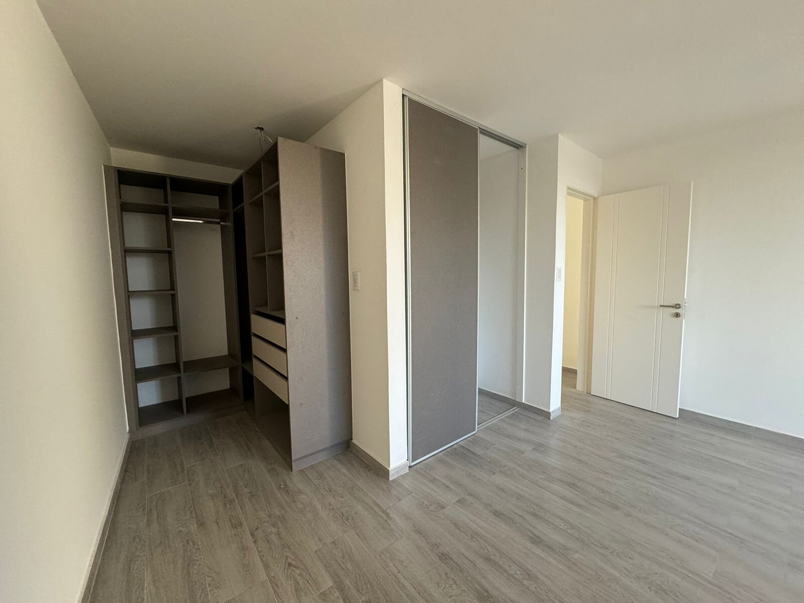 VENTA DUPLEX 2 DORMITORIOS BARRIO JARDÍN — foto 13