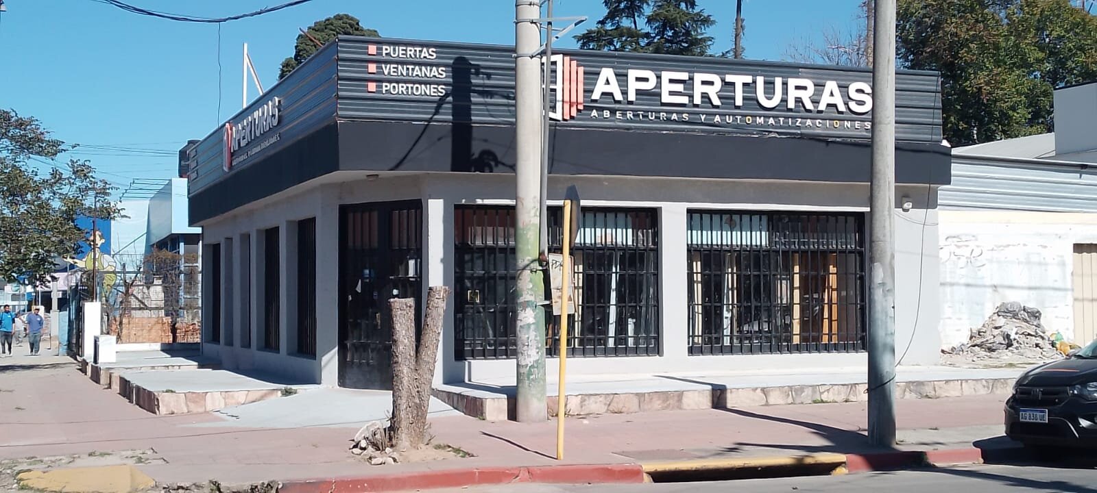 Se vende local sobre modelos Pablo Cabrera