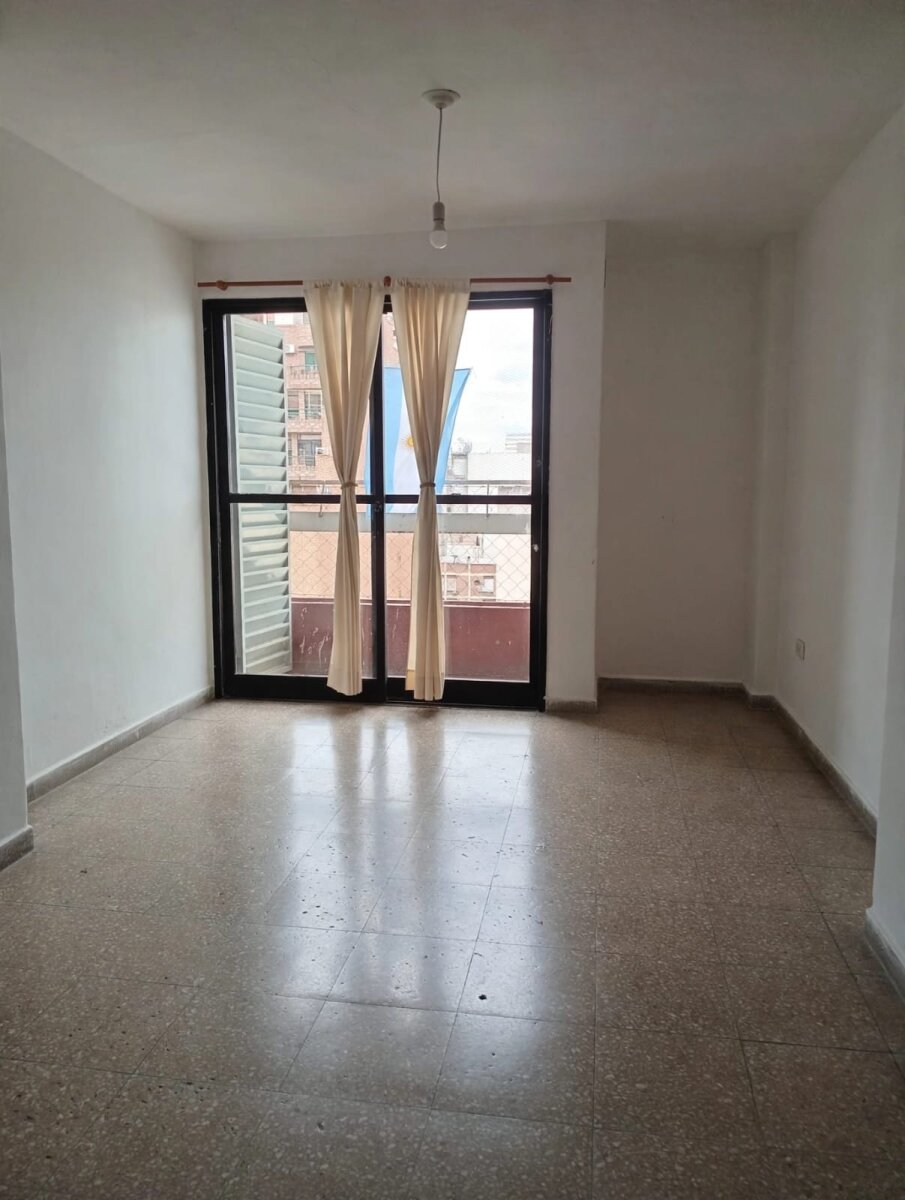 Departamento de un dormitorio en barrio Alberdi - Imagen 3