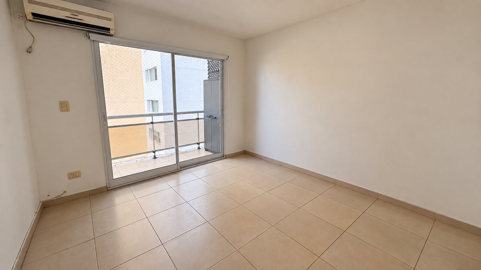 VENTA 2 AMBIENTES - PLAYA GRANDE - 8