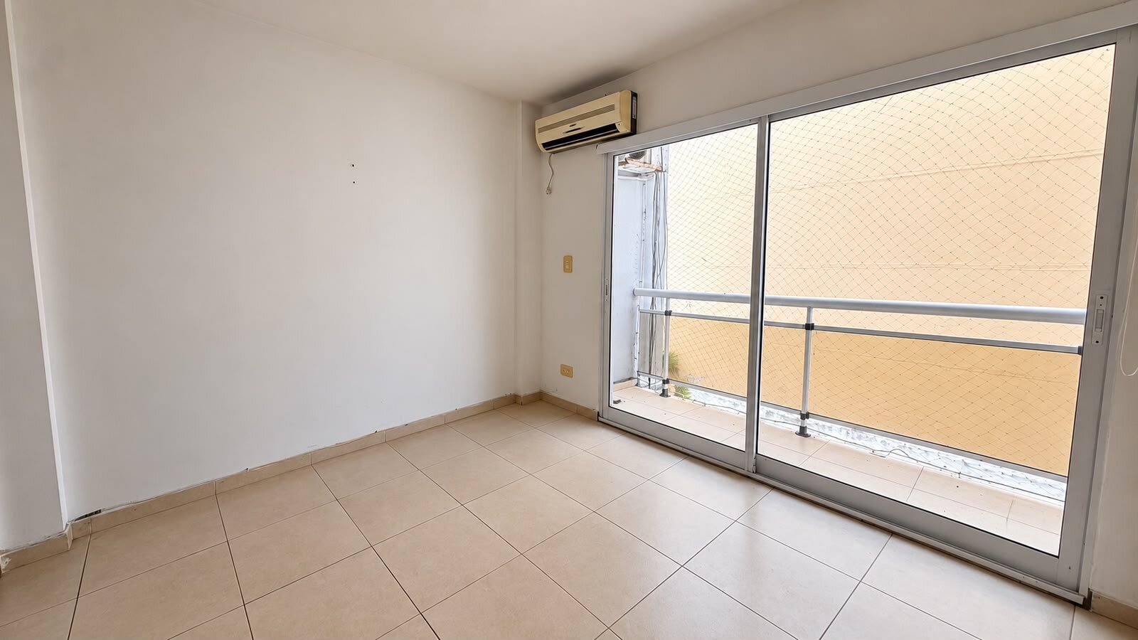 VENTA 2 AMBIENTES - PLAYA GRANDE - 9
