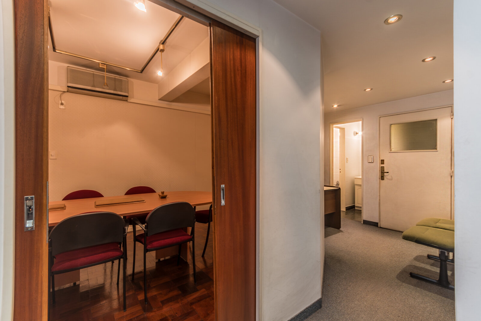 Venta de Oficina Comercial de 77 m² - San Nicolas - 11