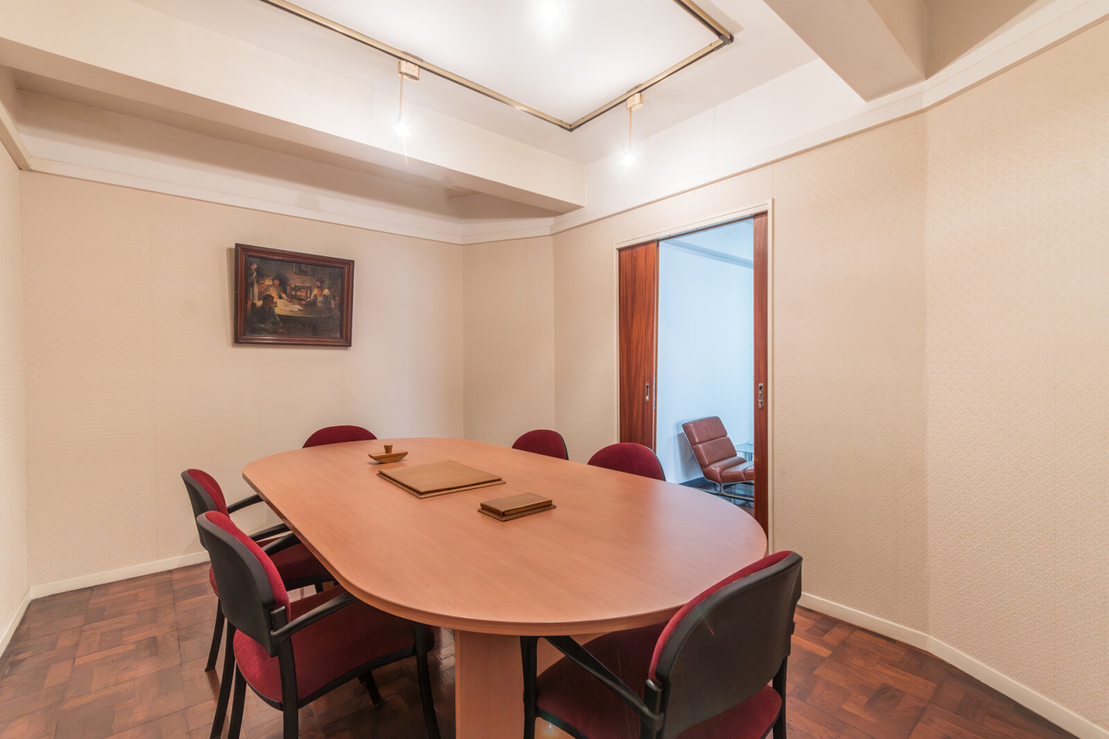 Venta de Oficina Comercial de 77 m² - San Nicolas - 13