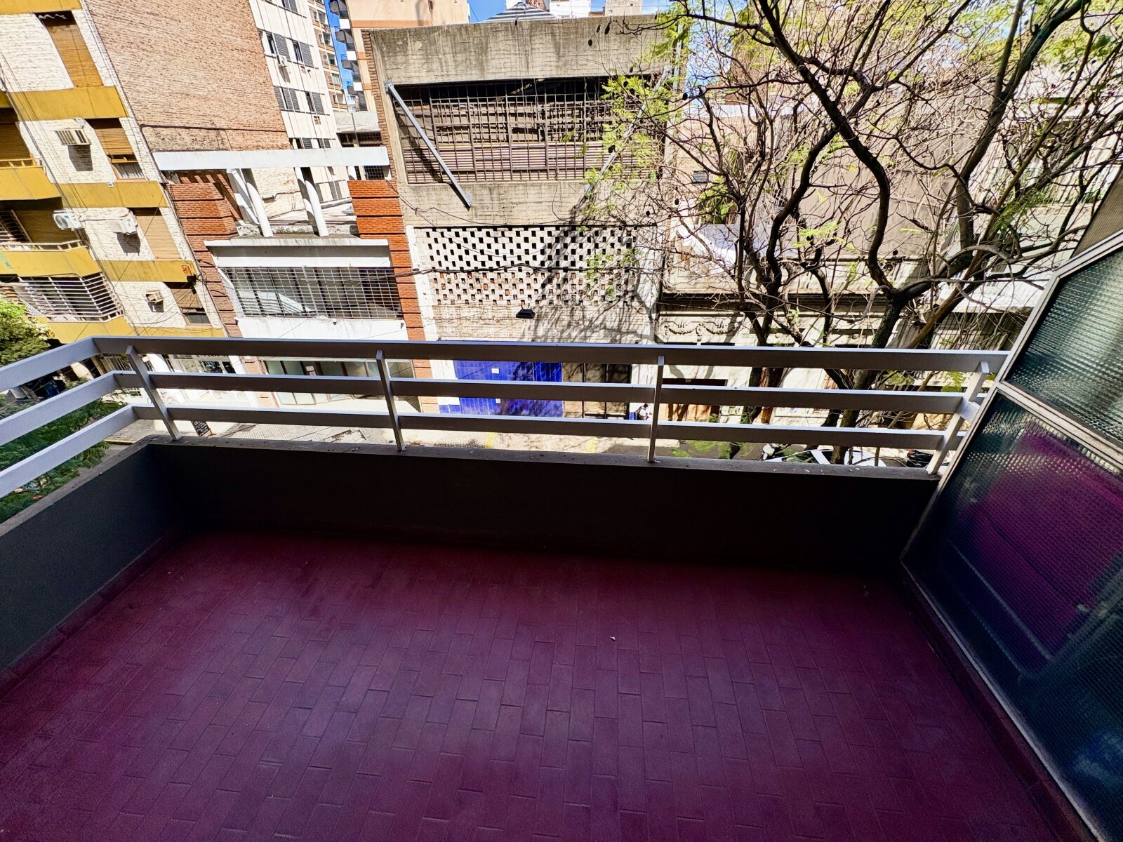 Departamento 3 dormitorios en alquiler. Montevideo 1700. Centro — foto 11
