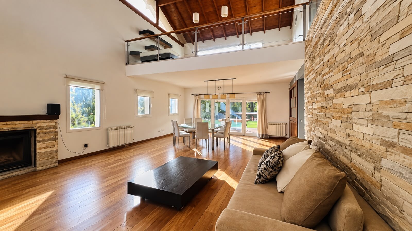 CASA 4 AMBIENTES CON PILETA - BARRIO RUMENCO — foto 3