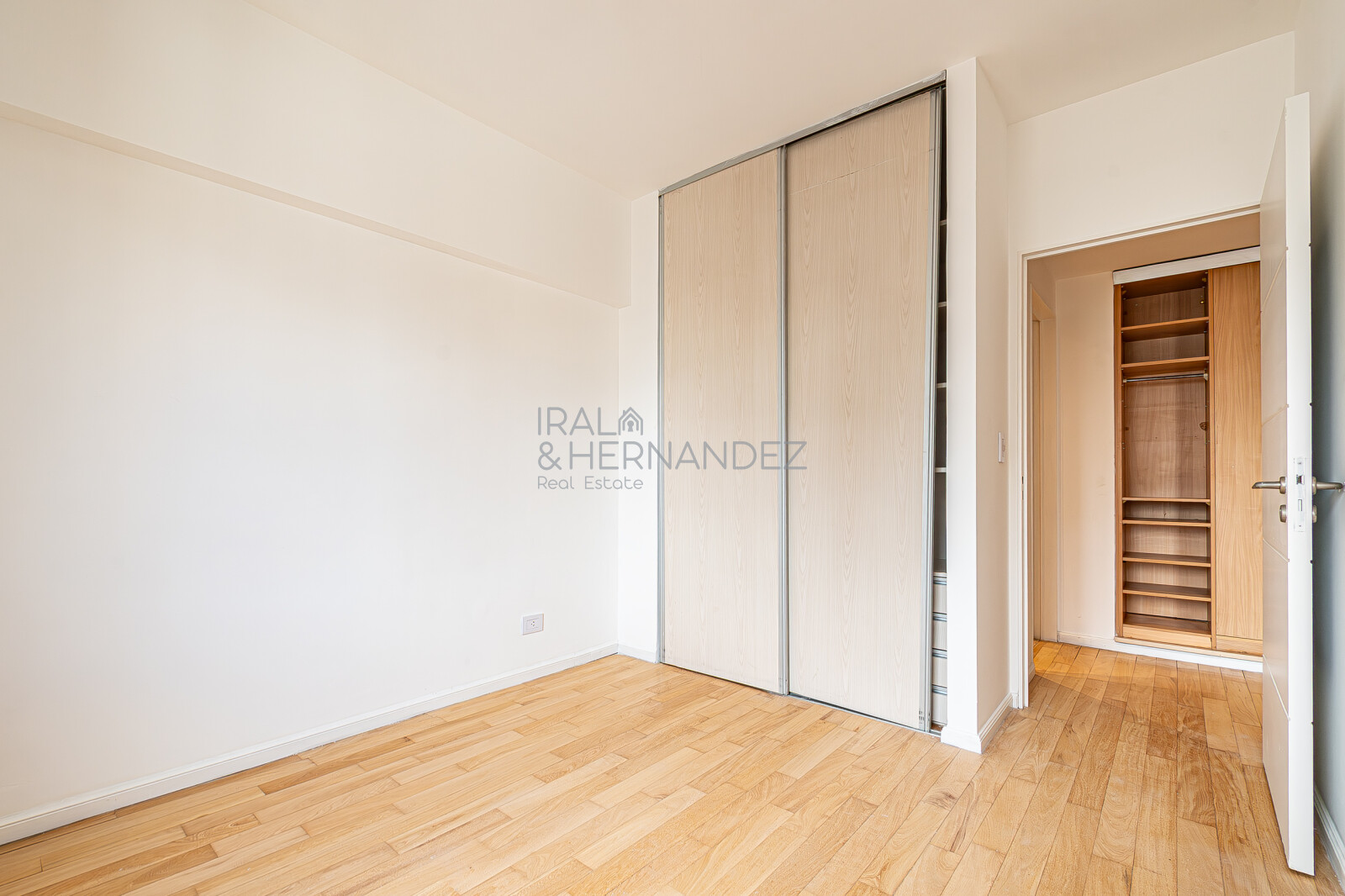 3 Ambientes con Balcón Terraza, Parrilla Propia, Cochera y Baulera | Piso Alto con Vista Abierta en Villa Urquiza - 21